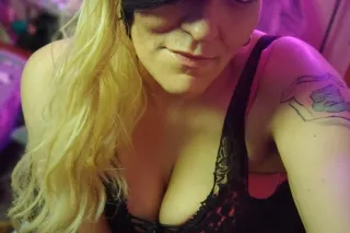 help me stay out of iceand jus... - Image 2