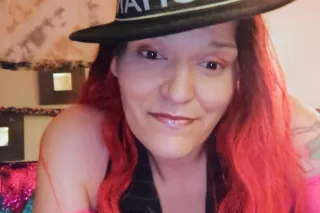 help me stay out of iceand jus... - Image 1