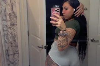 Openminded and Available now -... - Image 1